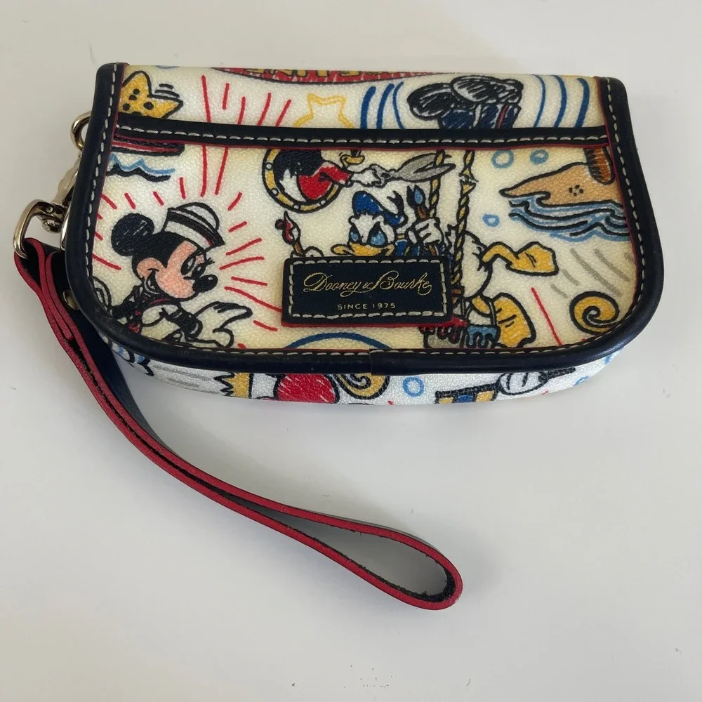 Dooney & Bourke Disney Cruise Line‎ Sketch Wristlet Disneyana Mickey Retired